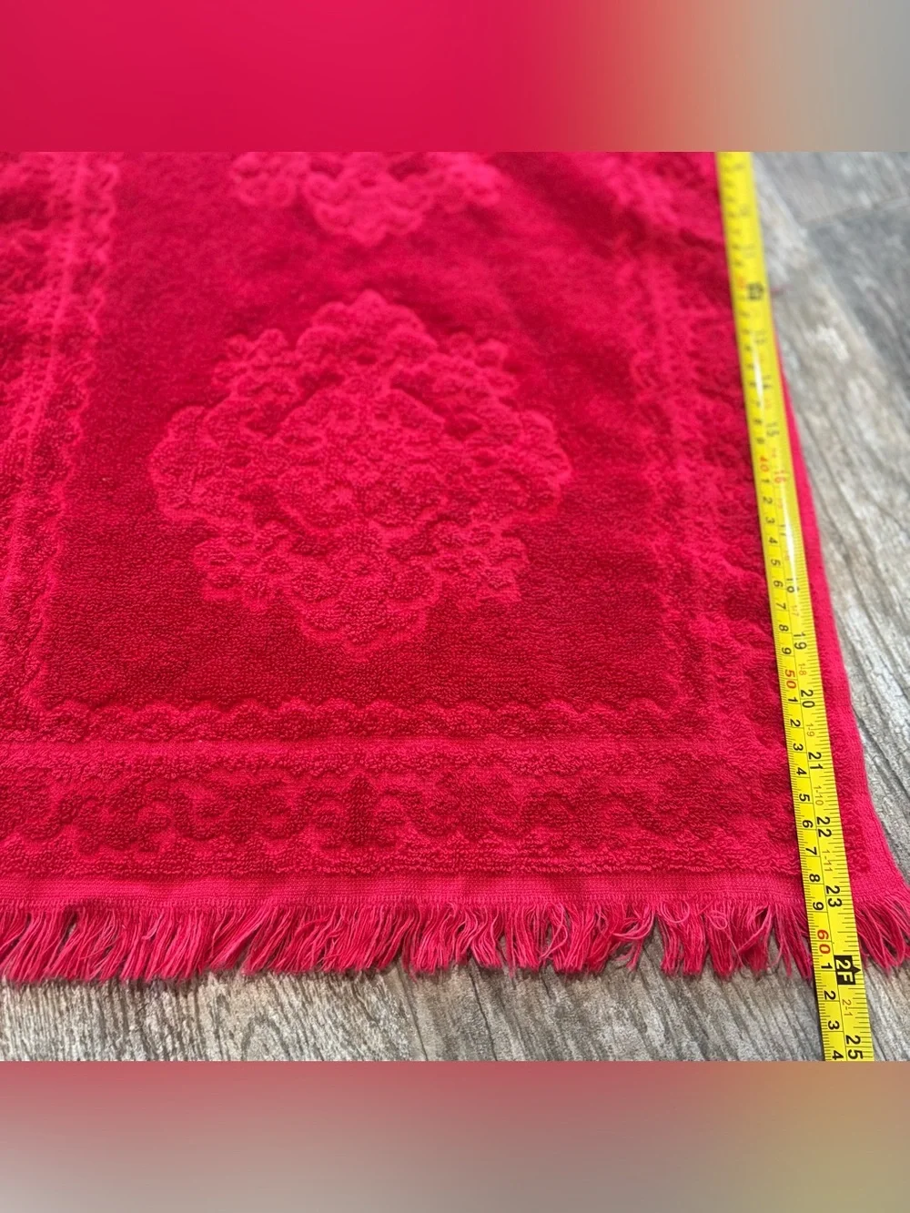 Vtg. Cannon Red Sculpted Hand Towel Fringe MCM 60s 70s 16x24”